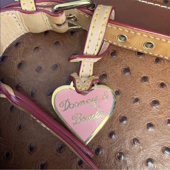 Dooney & Bourke Disney Parks *Pop Princess Limited Hobo-Handbag - Picture 5 of 10